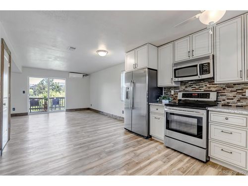 103-1135 S Gilbert St, Castle Rock, CO, 80104-2330 | Card Image