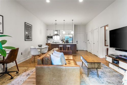 204-112 Rogers St Ne, Atlanta, GA, 30317-1020 | Card Image