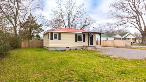 403 Cedar Ln, Tullahoma, TN, 37388-3115 | Card Image