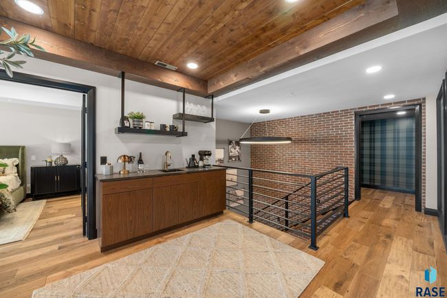 UNIT-102 - 151 E 4 Th Pl, Condo with 2 bedrooms, 3 bathrooms and null parking in Sioux Falls SD | Image 34