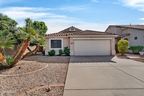 1365 E Betsy Ln, Gilbert, AZ, 85296-4324 | Card Image