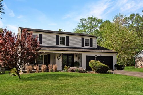 9011 Foxhunter Ln, Cincinnati, OH, 45242-4631 | Card Image