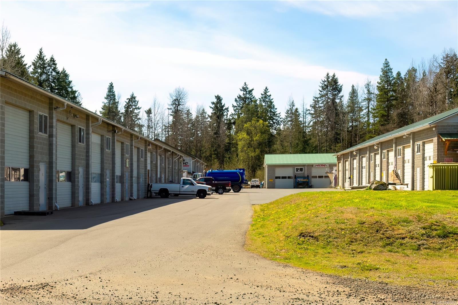 Commercial Sale in Parksville