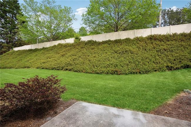 3742 Berkeley Xing, Townhouse with 2 bedrooms, 3 bathrooms and 2 parking in Duluth GA | Image 25