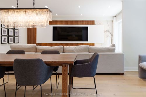 2247 Rodick Rd, Markham, ON, L6C1R1 | Card Image