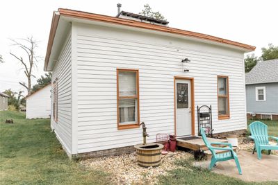 805 W Howard Street, Home with 2 bedrooms, 1 bathrooms and null parking in Creston IA | Image 1