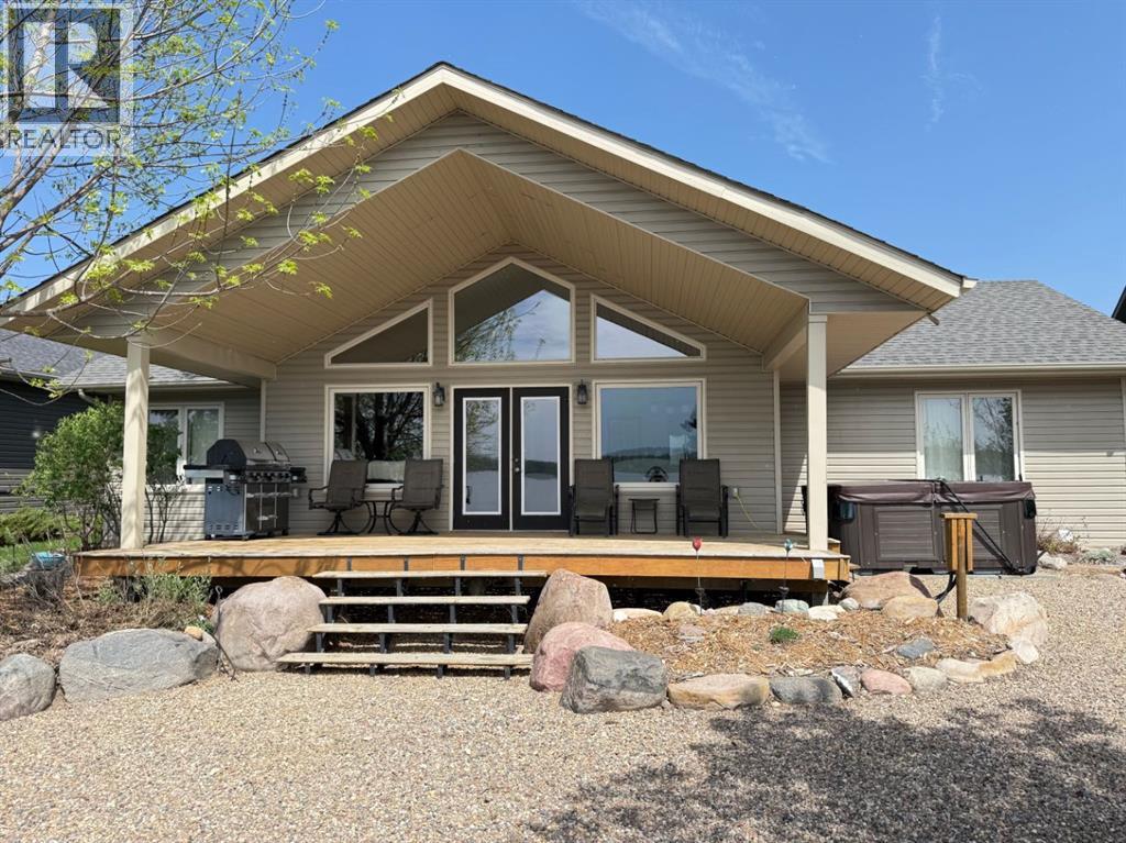 Residential in Lac Des Iles 3