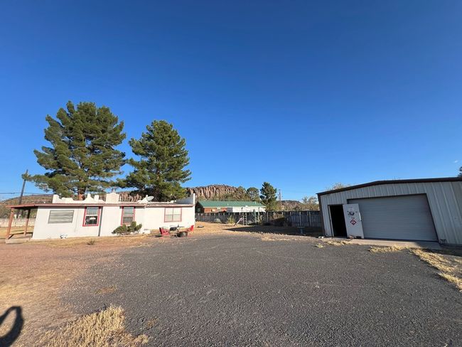 300 N State St, House other with 3 bedrooms, 2 bathrooms and 2 parking in Fort Davis TX | Image 9