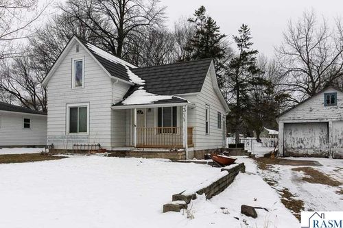 311 E Blue Earth St, Lake Crystal, MN, 56055-2009 | Card Image