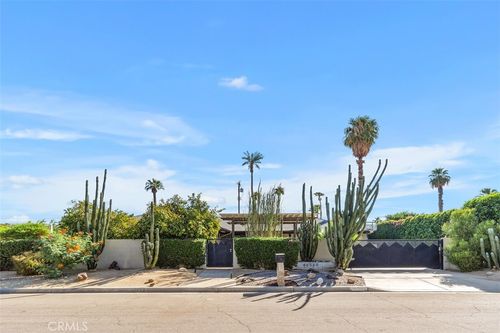 46560 Cameo Palms Dr, La Quinta, CA, 92253-2016 | Card Image