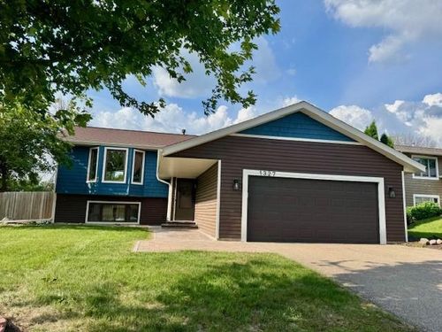 1327 Windcrest Ave, Eagan, MN, 55123-1438 | Card Image