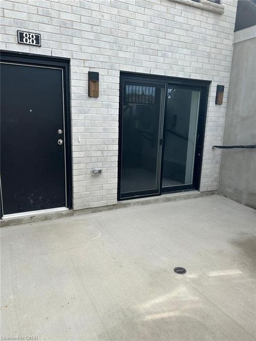 88-130 Otterbein Rd, Kitchener, ON, N2B0B6 | Card Image