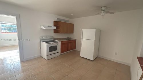 4-8450 Ne Miami Ct, Miami, FL, 33138-3728 | Card Image