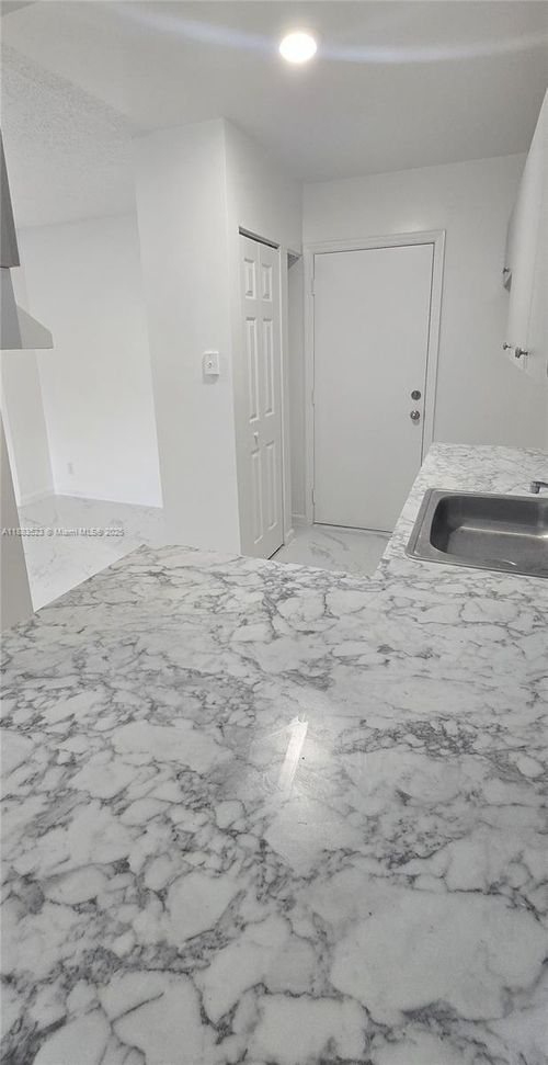 apt-407-11150 Sw 196th St, Cutler Bay, FL, 33157-8351 | Card Image