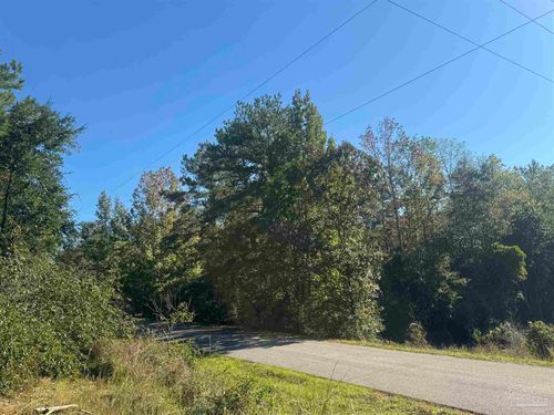001 Van Hoosen Rd, Flomaton, AL, 36441-5537 | Card Image