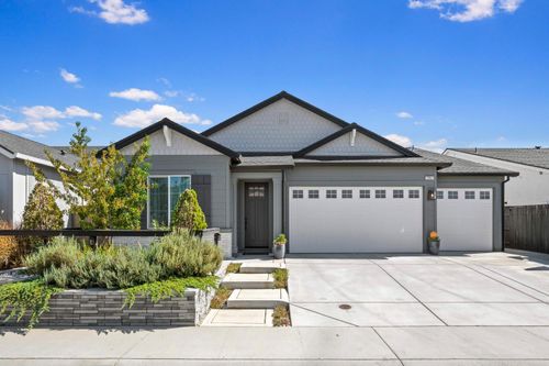7057 Ivory Gables St, Roseville, CA, 95747-4871 | Card Image