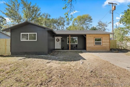 2214 S Poplar St, Sapulpa, OK, 74066-7035 | Card Image