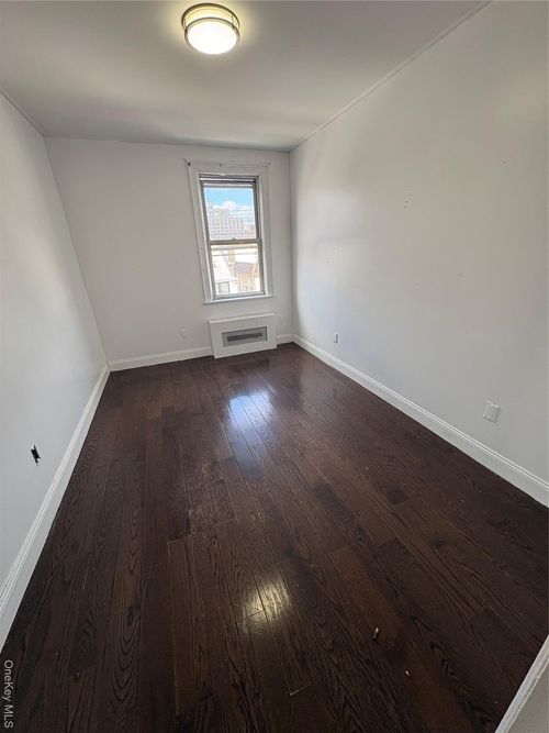 2-1826 Mulford Ave, Bronx, NY, 10461-4114 | Card Image