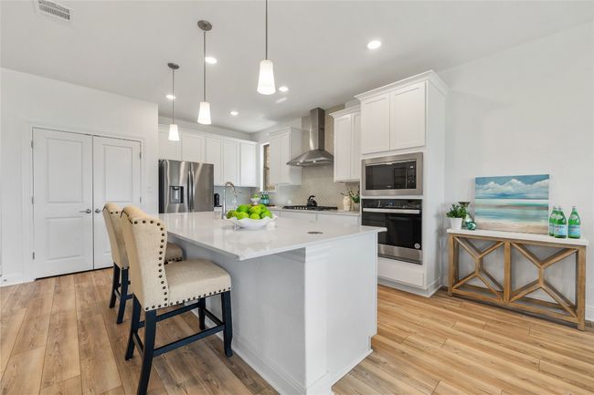 6605 Apache Plum Ln, House other with 4 bedrooms, 3 bathrooms and 6 parking in Spicewood TX | Image 9