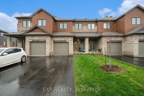 {{alt}} | Card Image