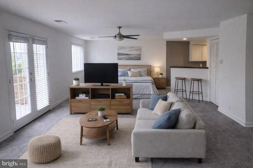 apt-1-7512 Hawthorne St, Hyattsville, MD, 20785-2657 | Card Image