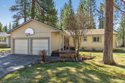 10303 White Fir Road, Truckee, CA, 96161 | Card Image
