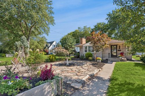 6801 Forest Ave, Gary, IN, 46403-1106 | Card Image