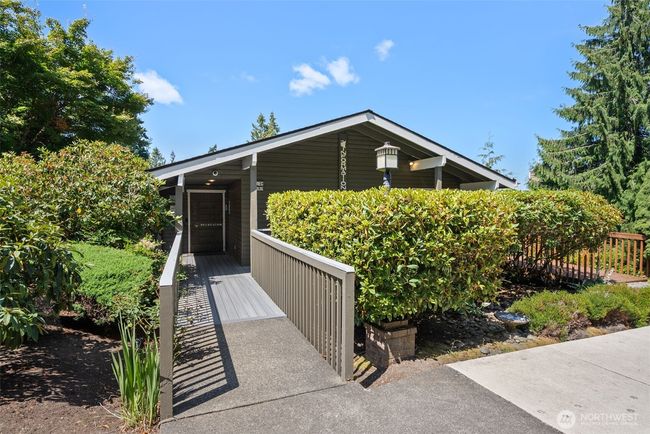 Clubhouse with resort like amenities and on-site management | Image 21