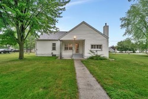 435 Elm St, South Wilmington, IL, 60474-2069 | Card Image