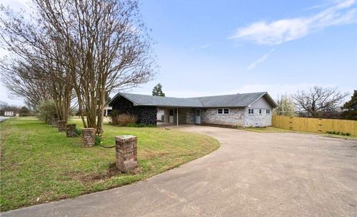 1100 Murta St, Van Buren, AR, 72956-3651 | Card Image