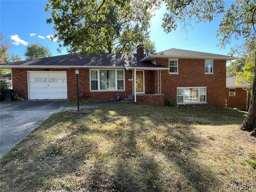 2905 Gilbert Ln, Alton, IL, 62002-5501 | Card Image