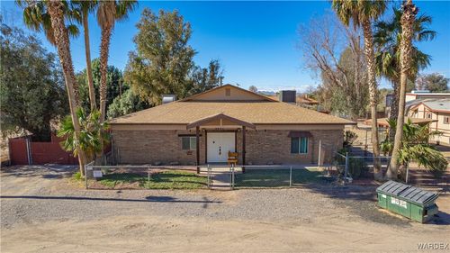 8893 S Calle Del Media, Mohave Valley, AZ, 86440-9307 | Card Image