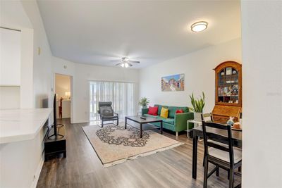 102 - 6007 E Skydale Way, Condo with 3 bedrooms, 2 bathrooms and null parking in Riverview FL | Image 3