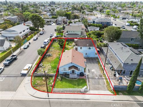 2110 Orange Ave, Costa Mesa, CA, 92627-7525 | Card Image