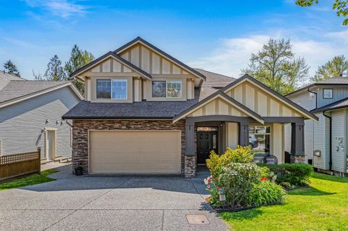 23746 110 Ave, Maple Ridge, BC, V2W1E7 | Card Image