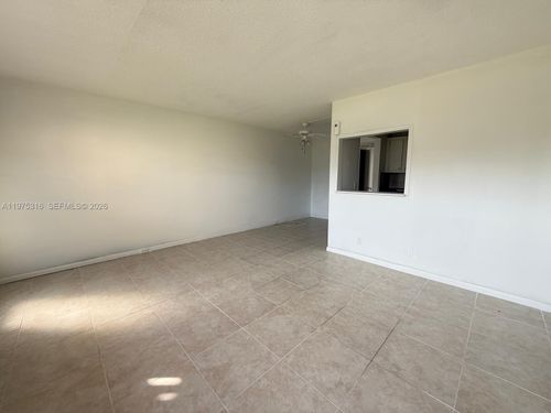 210-210 Canterbury J, West Palm Beach, FL, 33417-6853 | Card Image