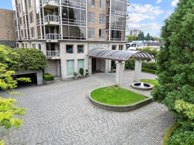 403 - 1590 W 8 Th Ave, Condo with 2 bedrooms, 2 bathrooms and 1 parking in Vancouver BC | Image 2