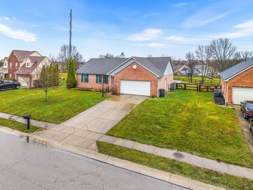 9044 Braxton Dr, Union, KY, 41091-7624 | Card Image