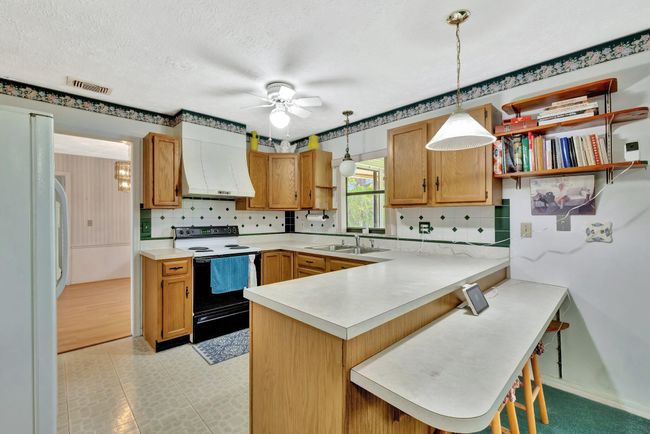 472 Sw Aster Rd, House other with 2 bedrooms, 2 bathrooms and null parking in Port St. Lucie FL | Image 8