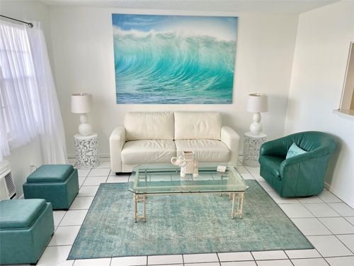 266-266 Oakridge P, Deerfield Beach, FL, 33442-1937 | Card Image