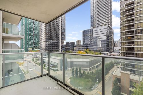 908-31 Bales Ave, North York, ON, M2N7L6 | Card Image