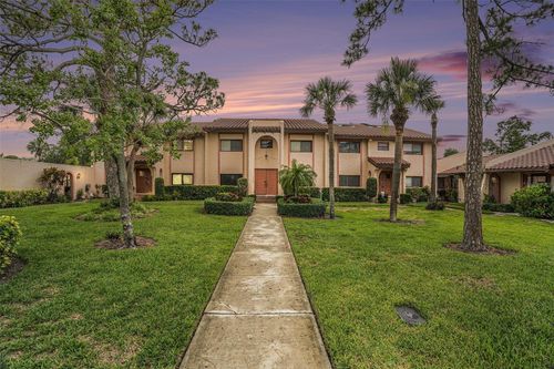 9521-9521 86th Ave, SEMINOLE, FL, 33777-2528 | Card Image