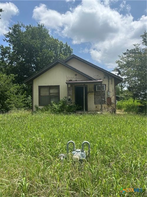 812 Wabash St, Marlin, TX, 76661-2563 | Card Image