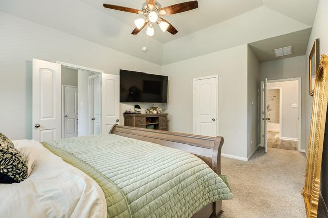 2234 Lake Forrest Dr, House other with 4 bedrooms, 2 bathrooms and 2 parking in West Columbia TX | Image 19