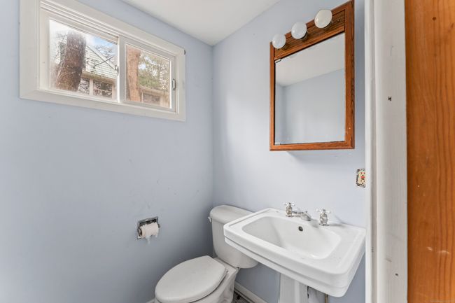 6 Highland Rd, House other with 1 bedrooms, 2 bathrooms and 1 parking in Bethlehem CT | Image 11