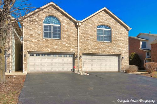 5850 Fieldstone Trl, McHenry, IL, 60050-2213 | Card Image