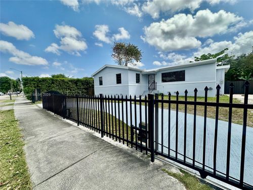 0-8250 Sw 25th St, Miami, FL, 33155-2402 | Card Image