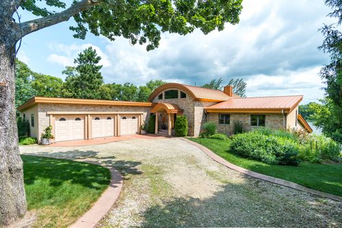 30960 Old Mill Rd, La Crescent, MN, 55947-4201 | Card Image