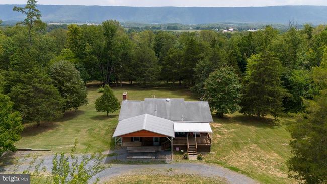 129 Fox Ridge Dr, House other with 3 bedrooms, 3 bathrooms and null parking in MAURERTOWN VA | Image 48