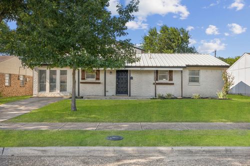 2917 Dale Dr, Plano, TX, 75074-6607 | Card Image